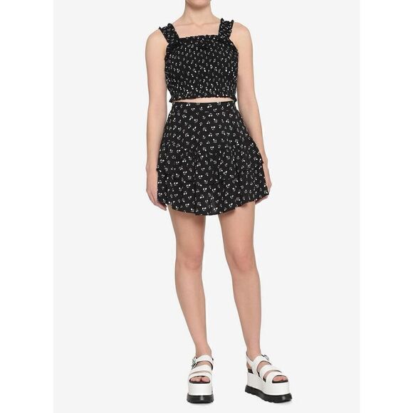Hot Topic Black & White Mushroom Ruffle Skirt (Med) - Picture 7 of 9